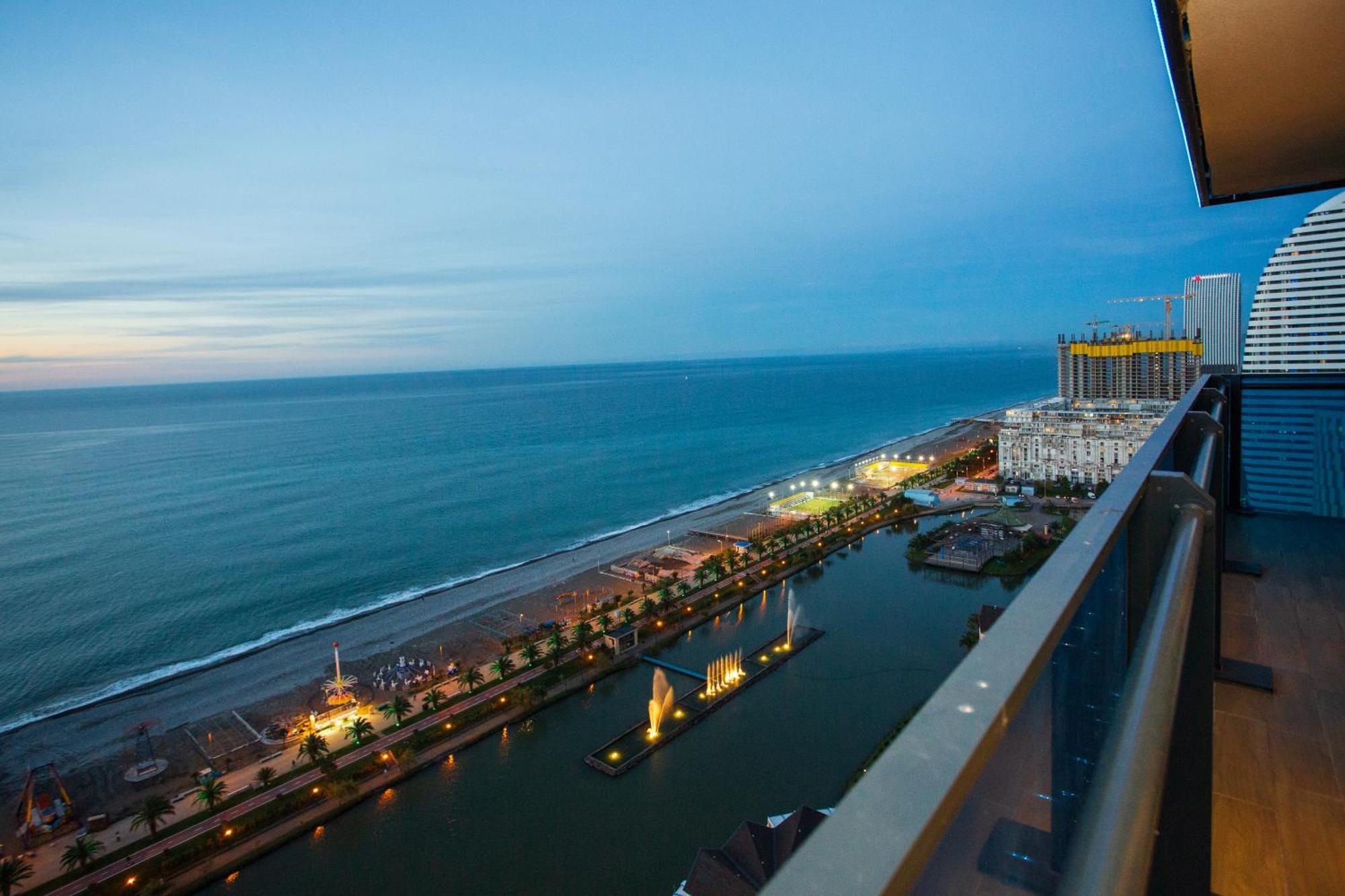 Orbi City Sea View バトゥーミ エクステリア 写真